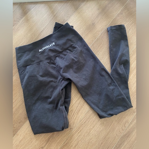 Alphalete Pants - Alphalete leggings